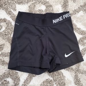 Nike Pro